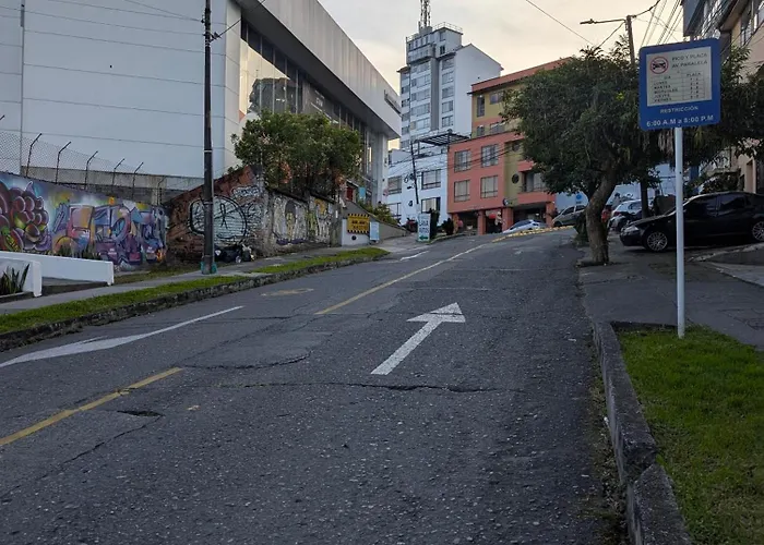 Alojamiento Renovado Y Funcional En El Corazon De Manizales