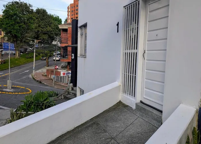 Alojamiento Renovado Y Funcional En El Corazon De Manizales